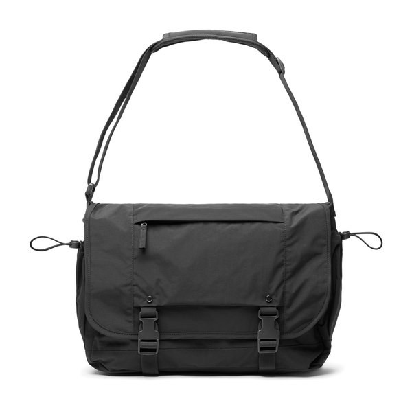 XD Xclusive P732.14 - KENTO URBAN RCS återvunnen nylon 15.6" Axelväska