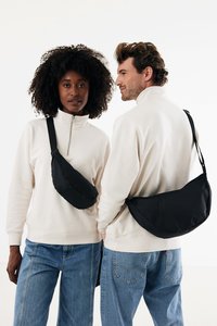 XD Collection P763.51 - Crescent XL AWARE™ RPET slingväska