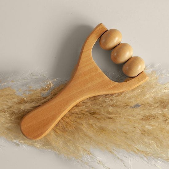 Goya 52009 - Cherry Wood Roller Massager RECESS